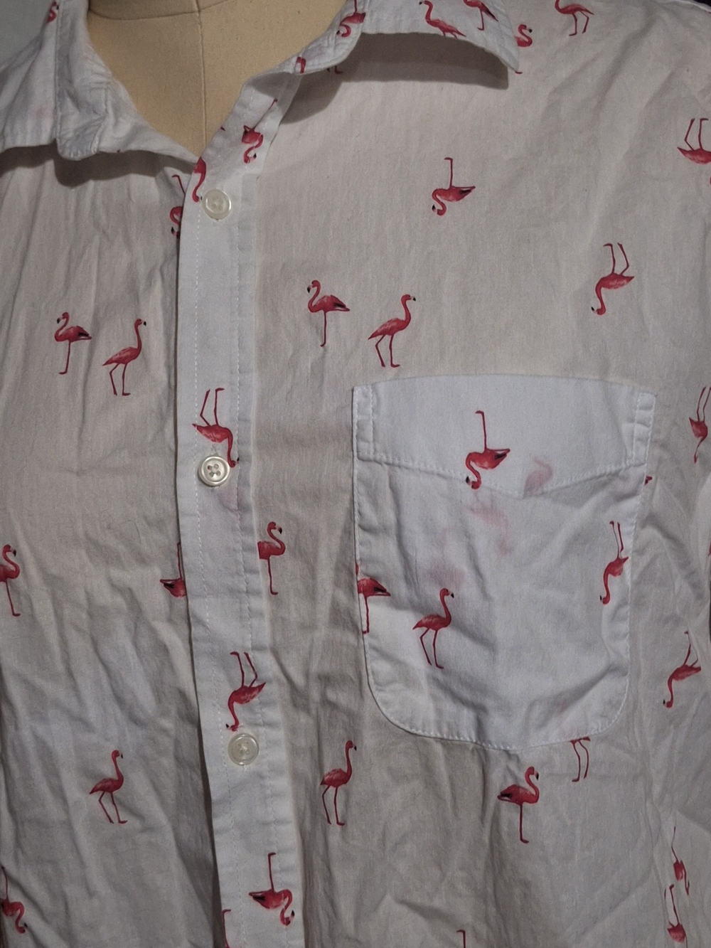 Old Navy White Short-Sleeve Button-Down Shirt with Pink Flamingo Print - Picture 3 of 4